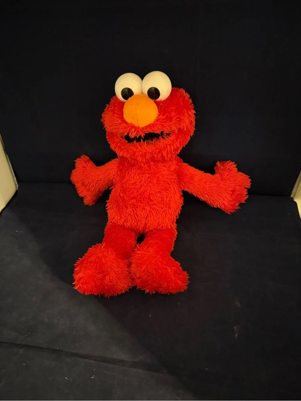 Sesame Street Tickle Me Elmo